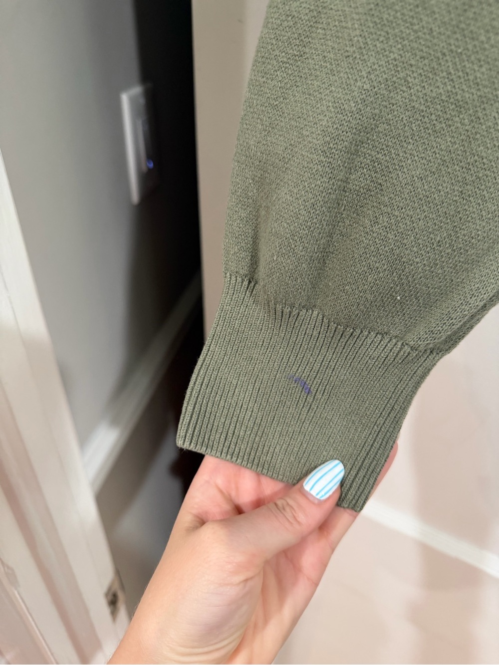 aerie Olive Cropped Crewneck Sweater - Picture 9 of 12